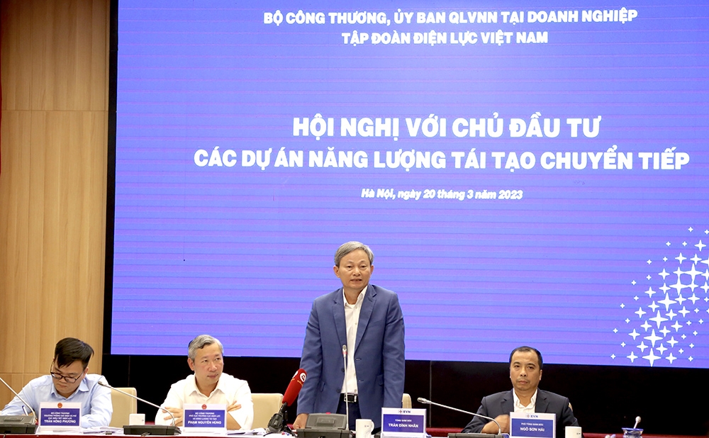 Quyết định về cơ chế giá trần mới cho các dự án năng lượng tái tạo chuyển tiếp